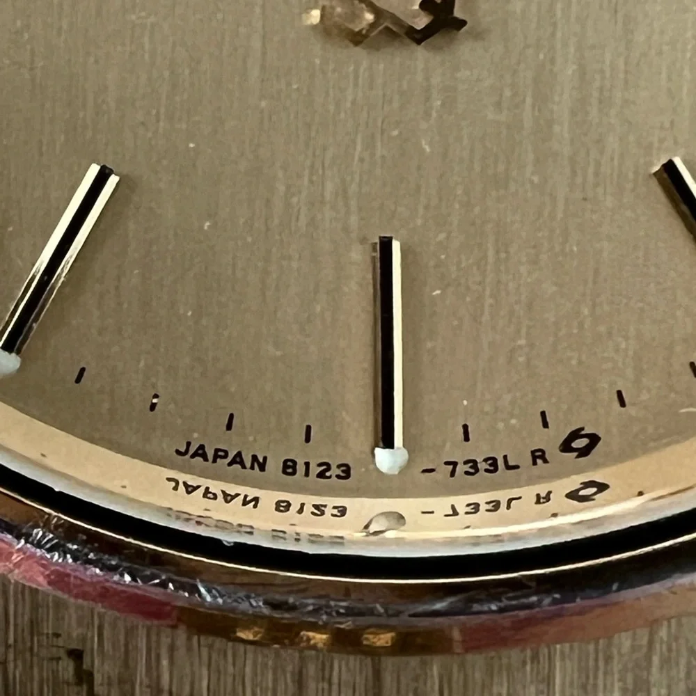 Seiko SQ Vintage Men’s Watch Gold Bracelet, Dial, Case, Day Date New Crystal